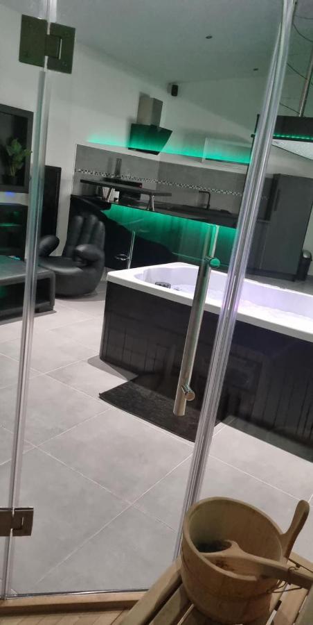 Mezza 47 Spa Precy-sur-Oise Zewnętrze zdjęcie