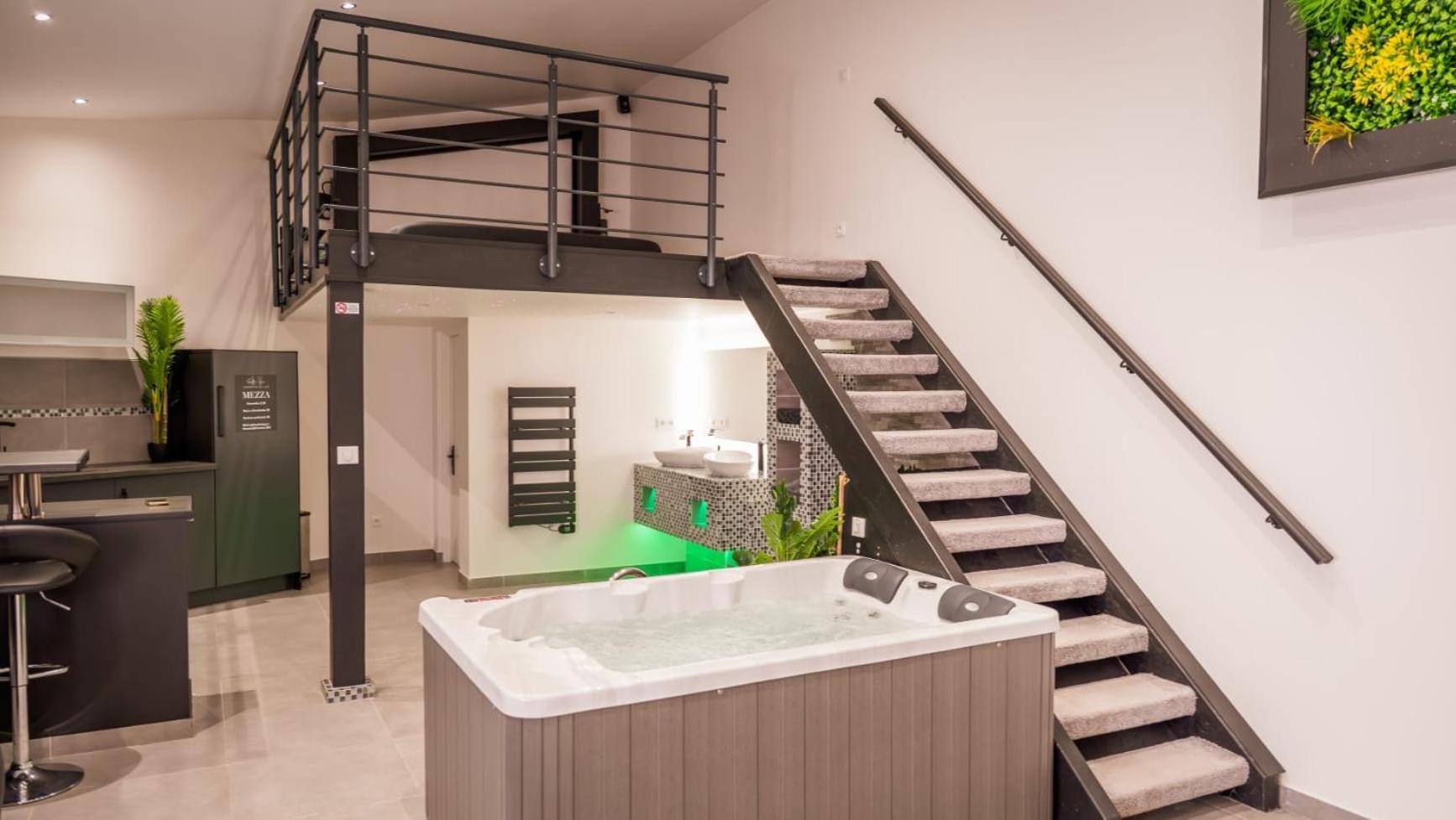 Mezza 47 Spa Precy-sur-Oise Zewnętrze zdjęcie